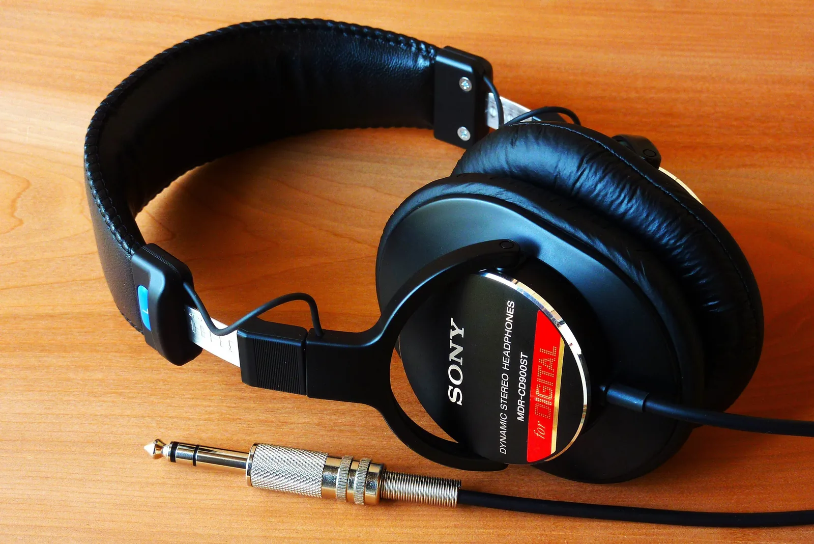 SONY MDR-CD900ST